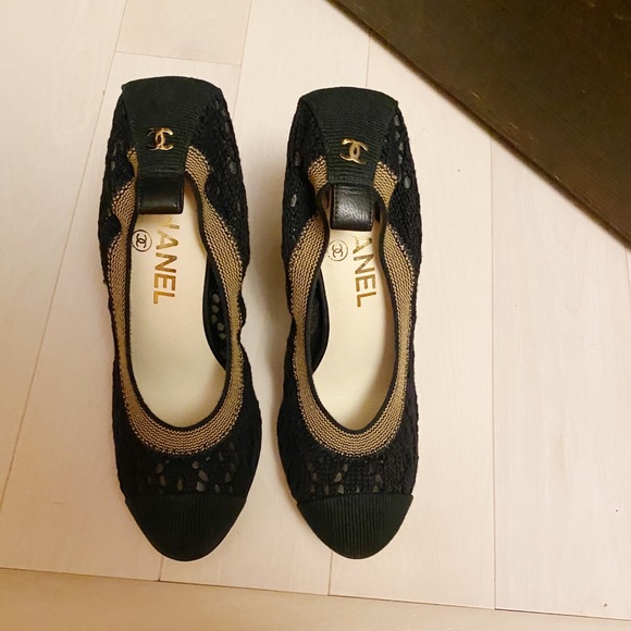 CHANEL ballerina style heels